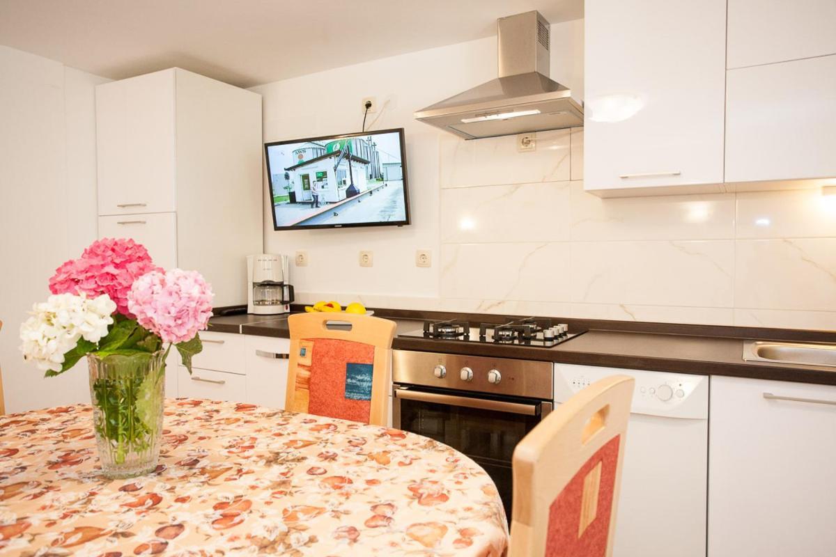 Apartments Melita Krk Town Εξωτερικό φωτογραφία